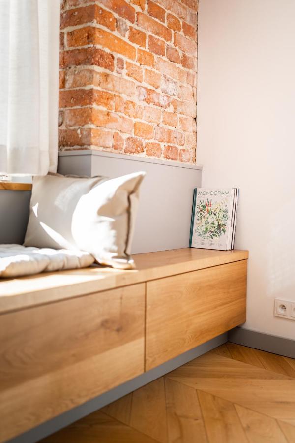 Central Apartamenty Jelenia Gora Luaran gambar