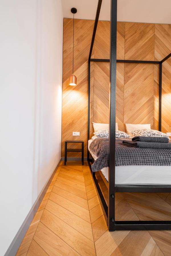 Central Apartamenty Jelenia Gora Luaran gambar