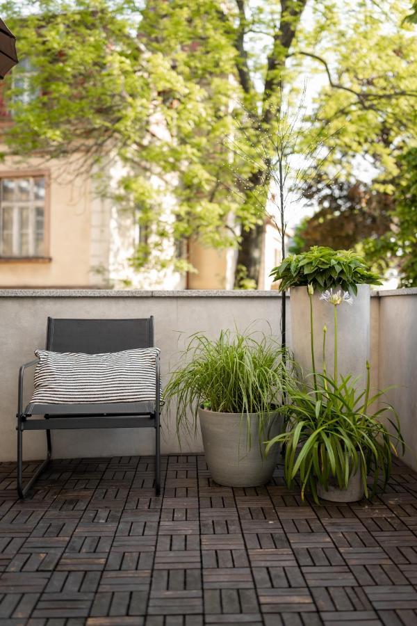 Central Apartamenty Jelenia Gora Luaran gambar