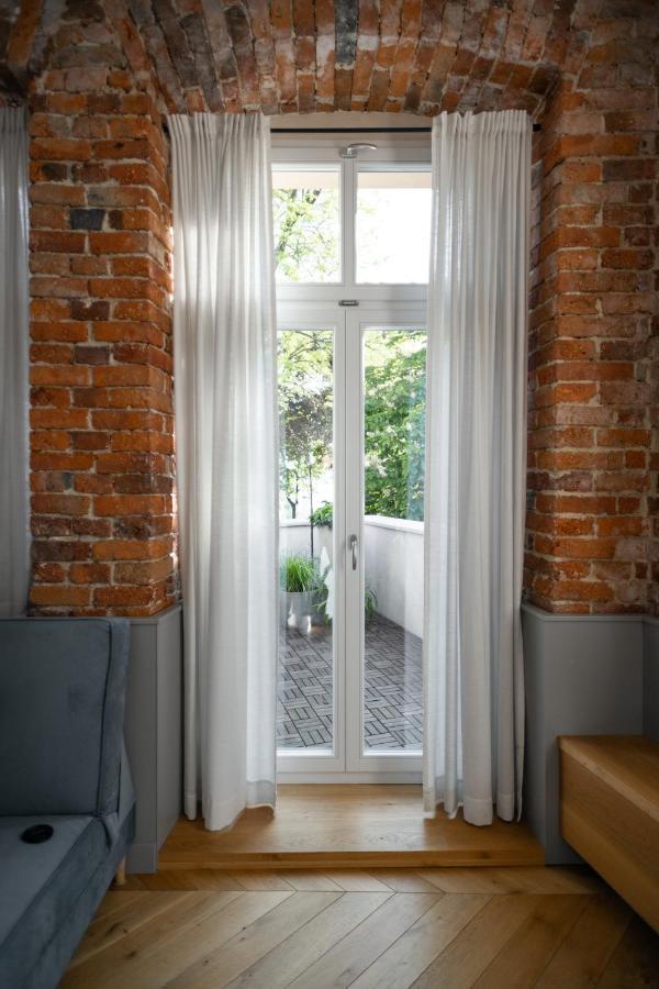Central Apartamenty Jelenia Gora Luaran gambar