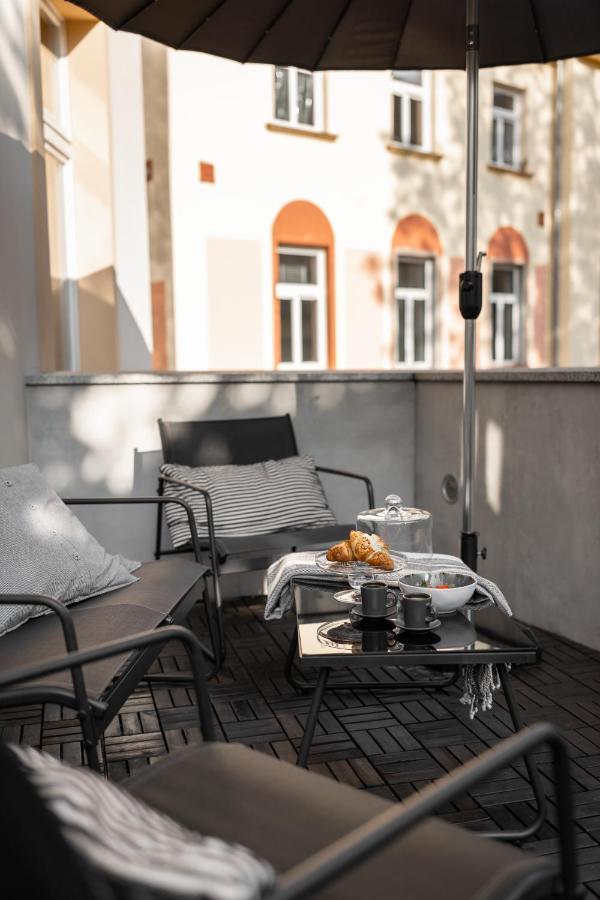 Central Apartamenty Jelenia Gora Luaran gambar